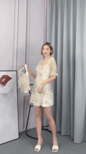 Puffy Off-The-Shoulder Dress/Blouse With Floral Mesh Layer