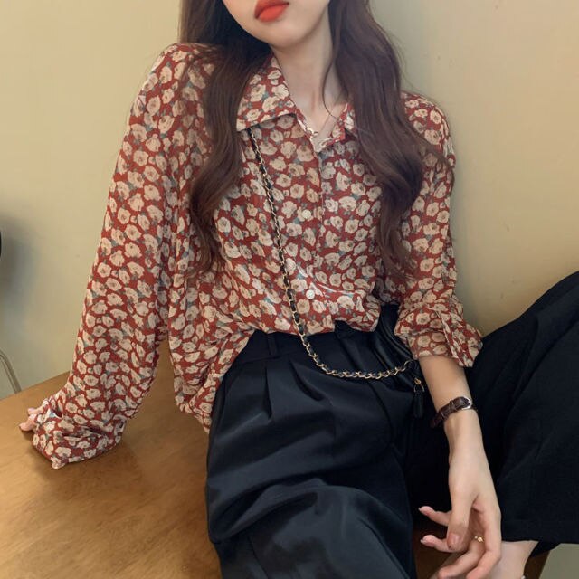 Longsleeved Blouse With Floral Pattern