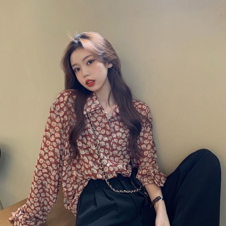 Longsleeved Blouse With Floral Pattern