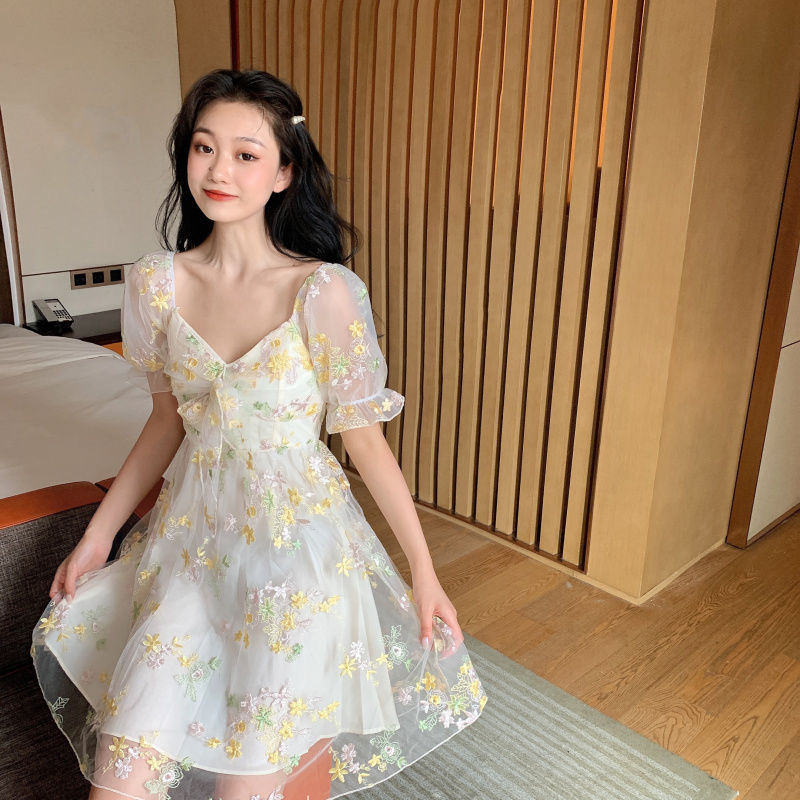 Puffy Off-The-Shoulder Dress/Blouse With Floral Mesh Layer
