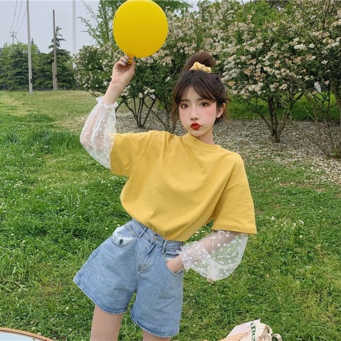 2-in-1 Tee + Transparent Mesh Sleeves With Daisy Pattern
