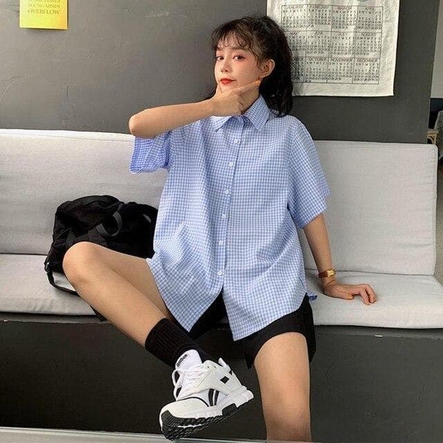 Shortsleeved Plaid Shirt With Turn-Down Collar