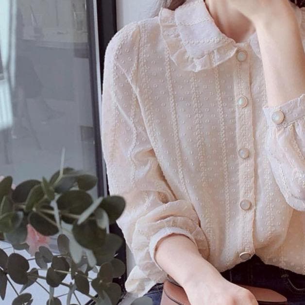 Buttoned Chiffon Blouse With Ruffled Collar and Cuffed Sleeves