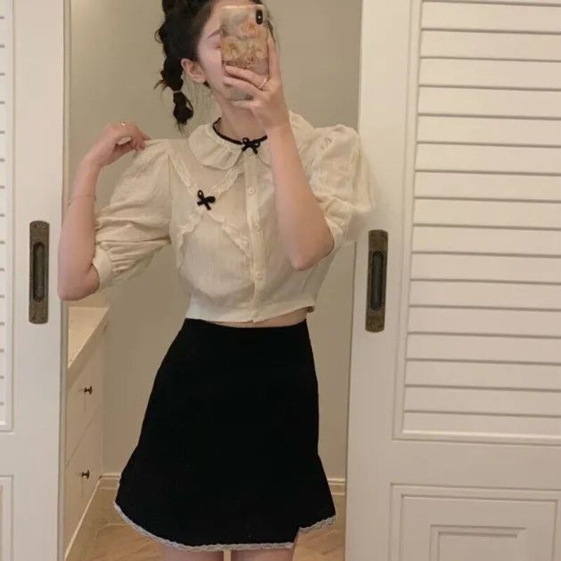 Button-Down Blouse With Puff Sleeves And Ribbons
